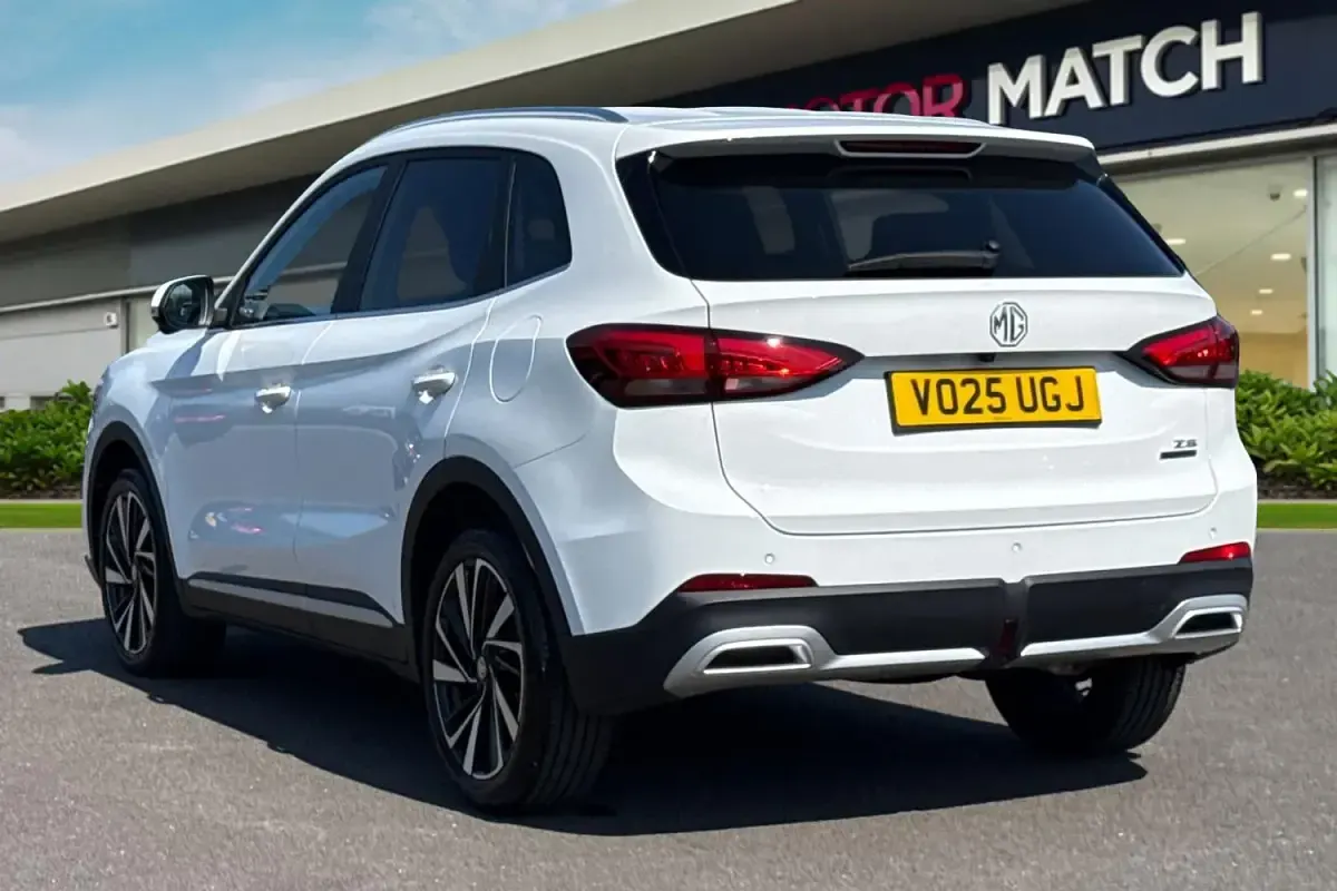 Used MG ZS Trophy 2025 White SUV