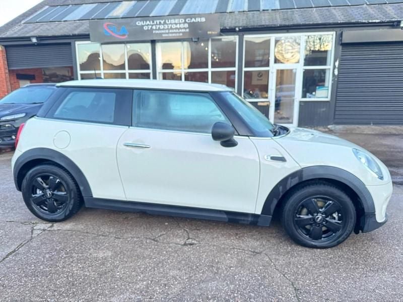 Usado Mini One D Hatch 95 CV (69 kW) 2014 Blanco Utilitario