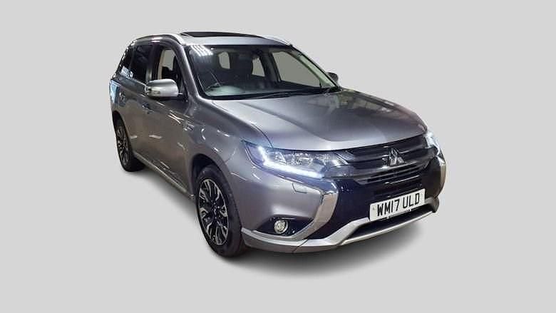 Used Mitsubishi Outlander 200 HP (147 kW) 2017 Grey SUV