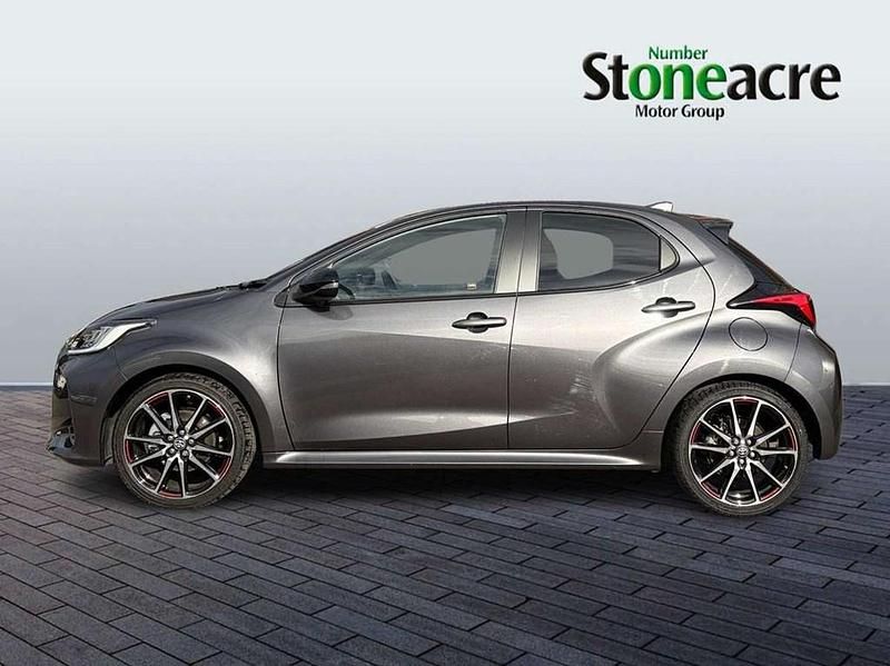Used Toyota Yaris Hybrid Sport 130 HP (95 kW) 2024 Grey Hatchback