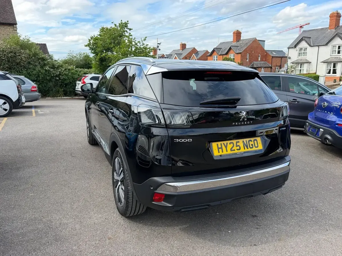 Used Peugeot 3008 Allure+ 195 HP (143 kW) 2025 Black SUV