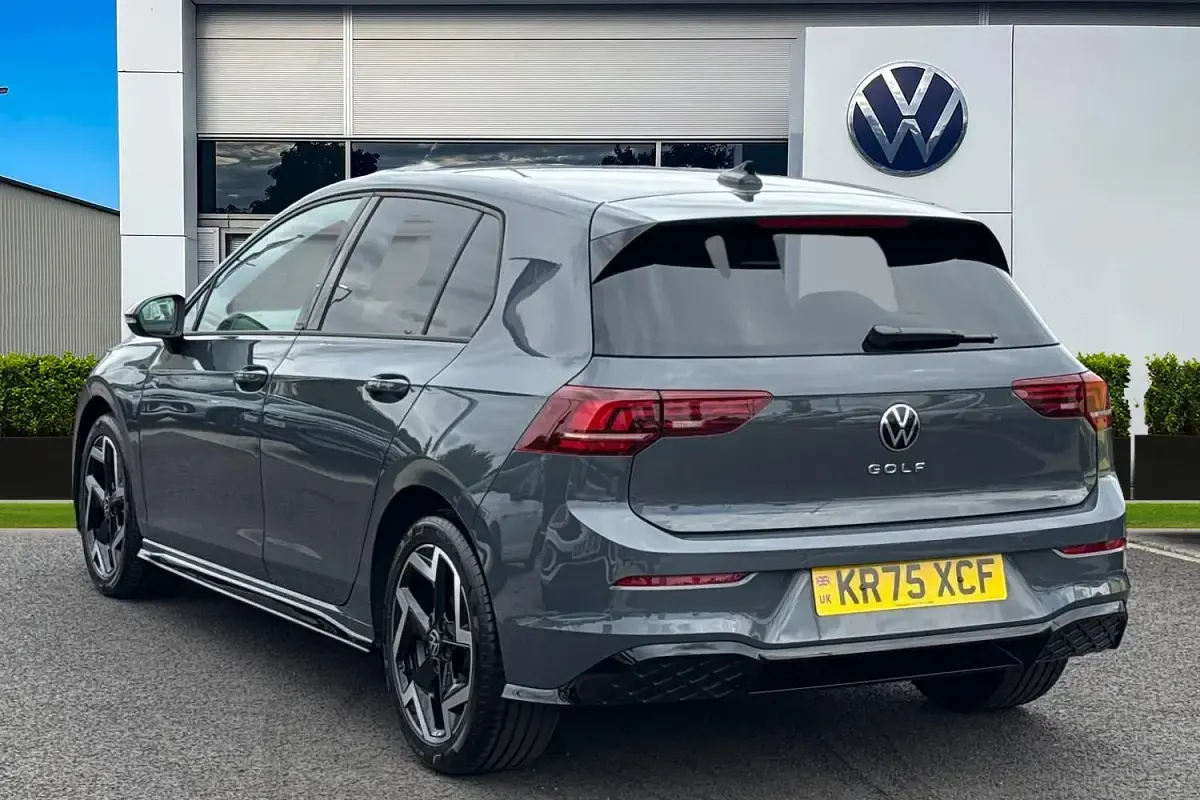 Used VW Golf VIII R-line 150 HP (110 kW) 2025 Grey Hatchback