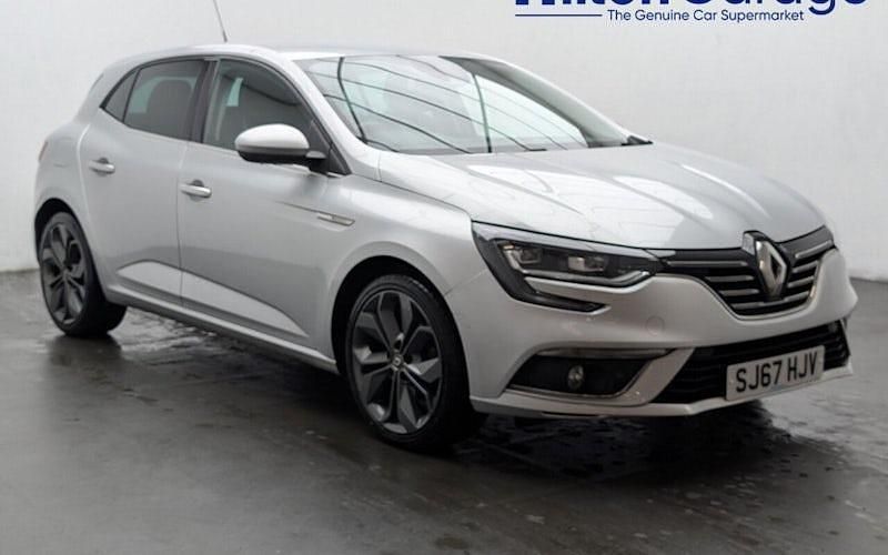 Used Renault Mégane IV Signature 131 HP (96 kW) 2017 Silver Hatchback
