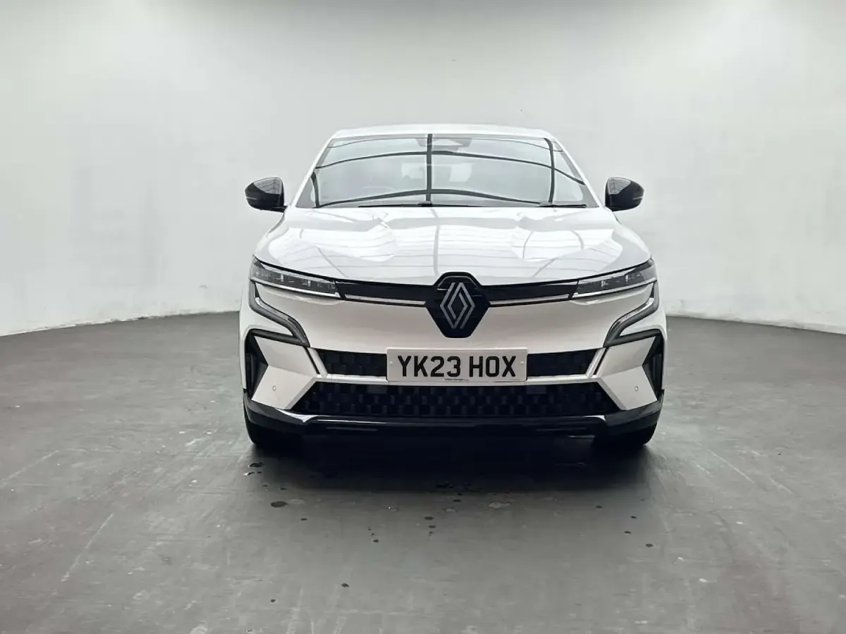 Used Renault Mégane IV Techno 2023 White Hatchback