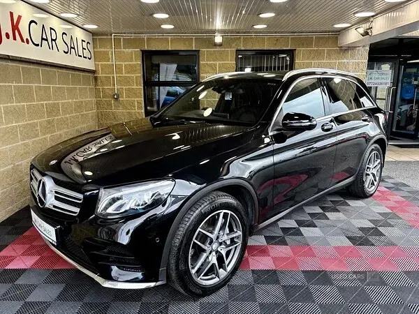 Used Mercedes GLC220 AMG Line Premium 170 HP (125 kW) 2016 Black SUV