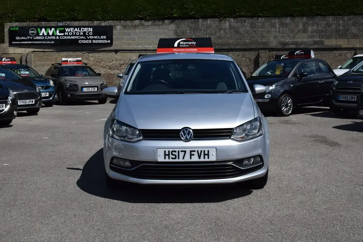 Used VW Polo Edition 90 HP (66 kW) 2017 Silver Hatchback