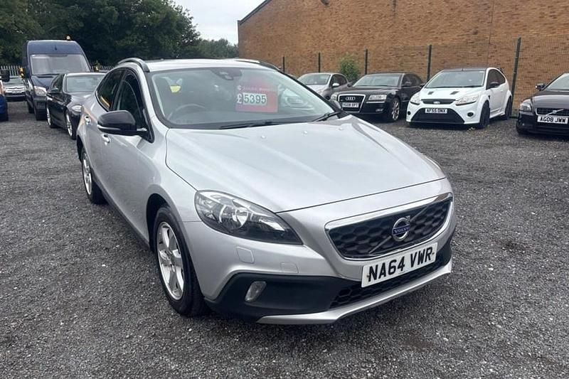 Silver Used 2014 Volvo V40 CC SE Estate | £5,395 (Fair price) - Image 1/1