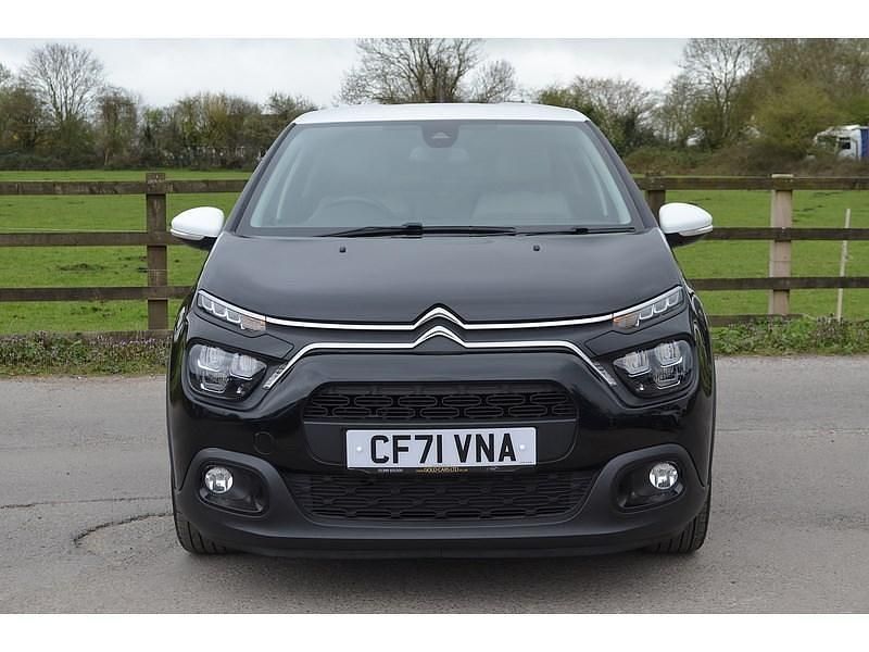 Usado Citroën C3 PureTech 2021 Negro Utilitario