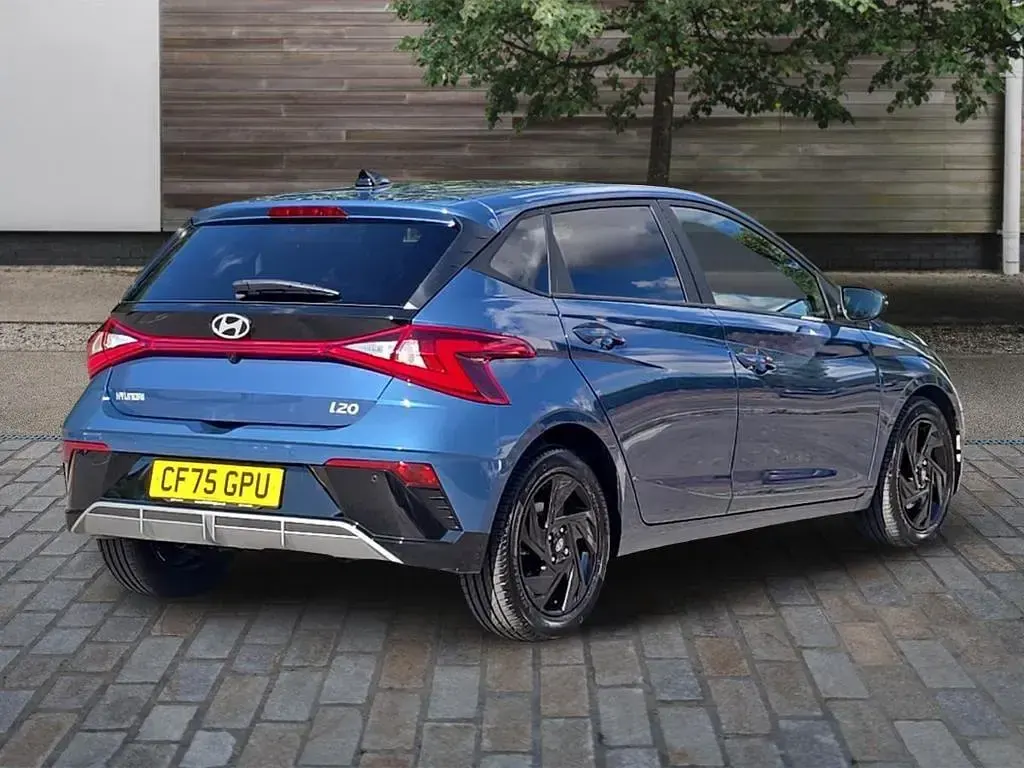Used Hyundai i20 Blackline 90 HP (66 kW) 2026 Blue Hatchback