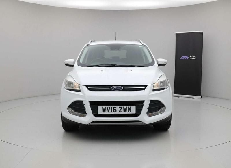 Used Ford Kuga Titanium 2016 White SUV