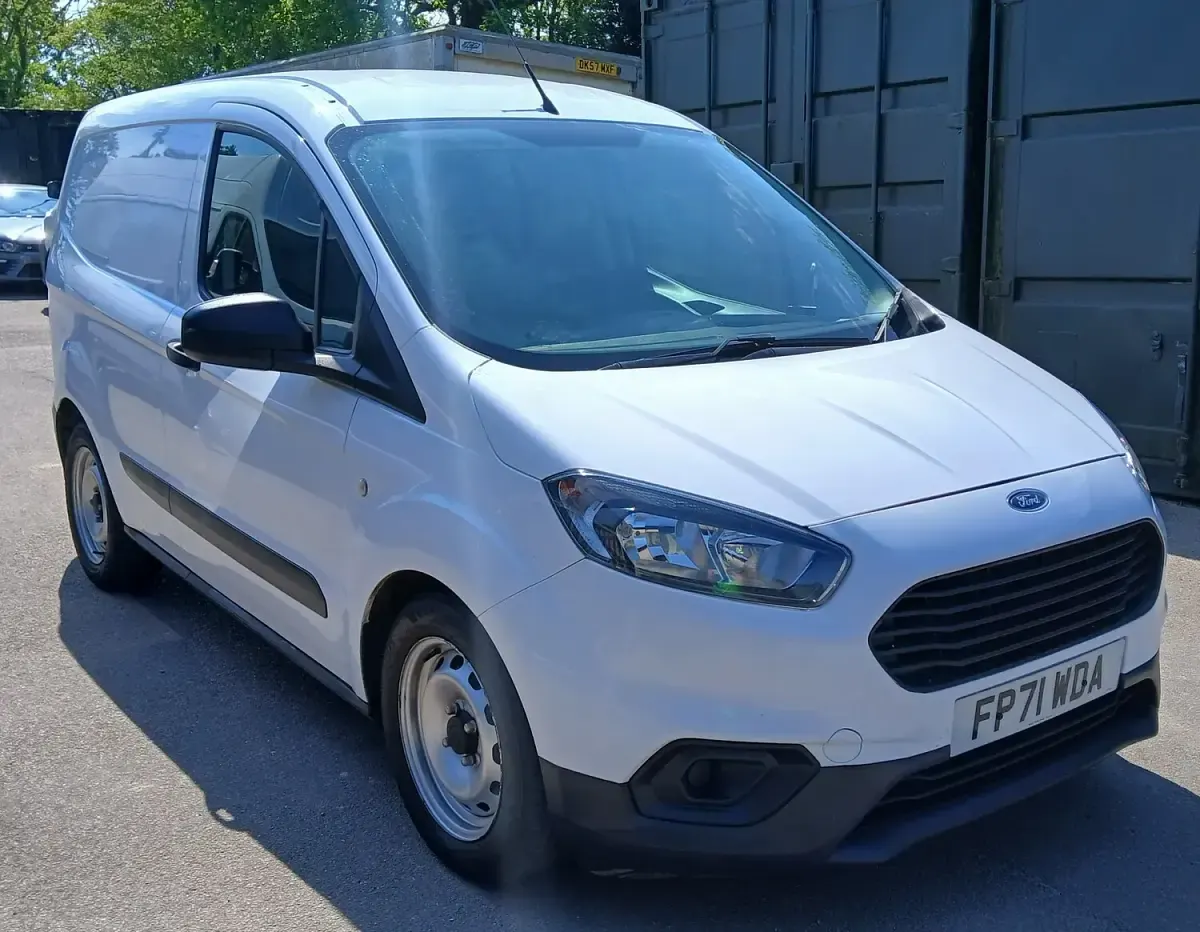 Used Ford Transit S 100 HP (73 kW) 2021 White Van
