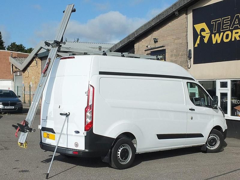 Used Ford Transit Custom 130 HP (95 kW) 2022 White Van