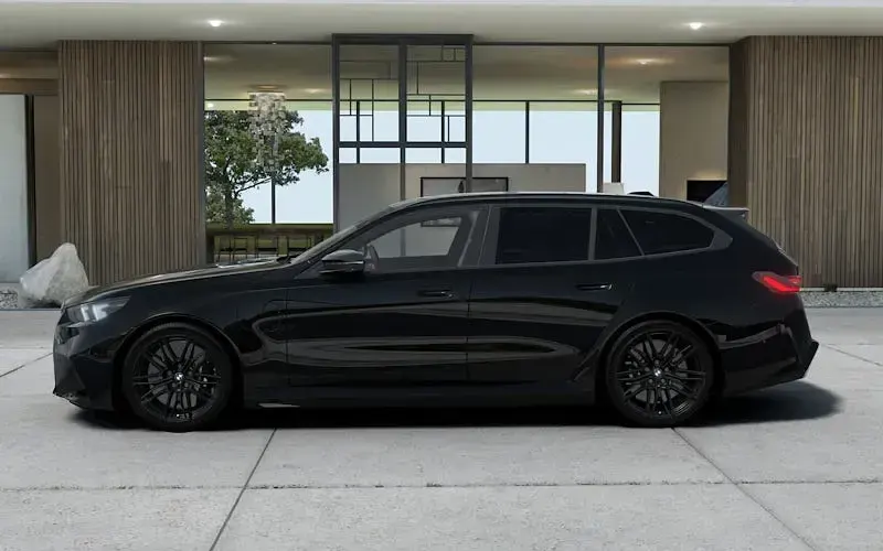 Ny BMW M5 727 HK (534 kW) 2026 Sedan