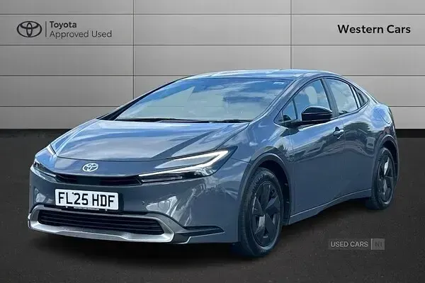Used Toyota Prius Design 2025 Grey Hatchback