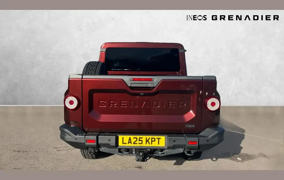 Used Ineos Grenadier 286 HP (210 kW) 2025 Red SUV