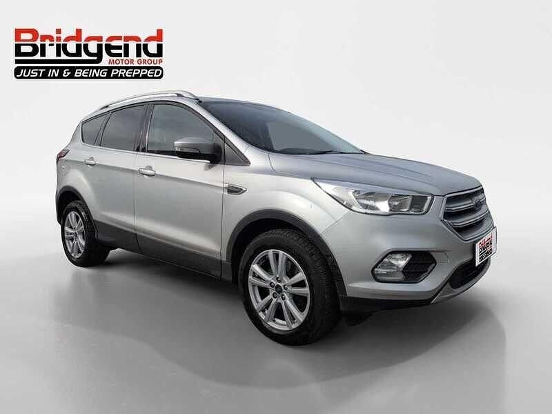 Used Ford Kuga Zetec 150 HP (110 kW) 2019 Silver SUV