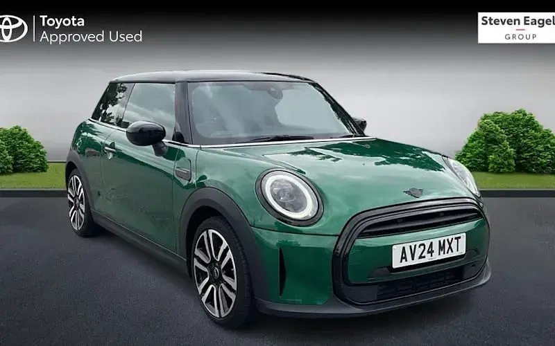 Used Mini Cooper Exclusive 136 HP (100 kW) 2024 Hatchback
