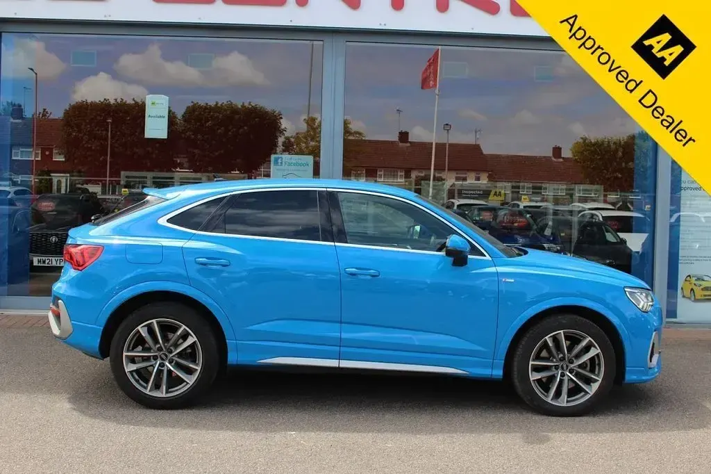 Used Audi Q3 Sportback S-Line 230 HP (169 kW) 2020 Blue SUV