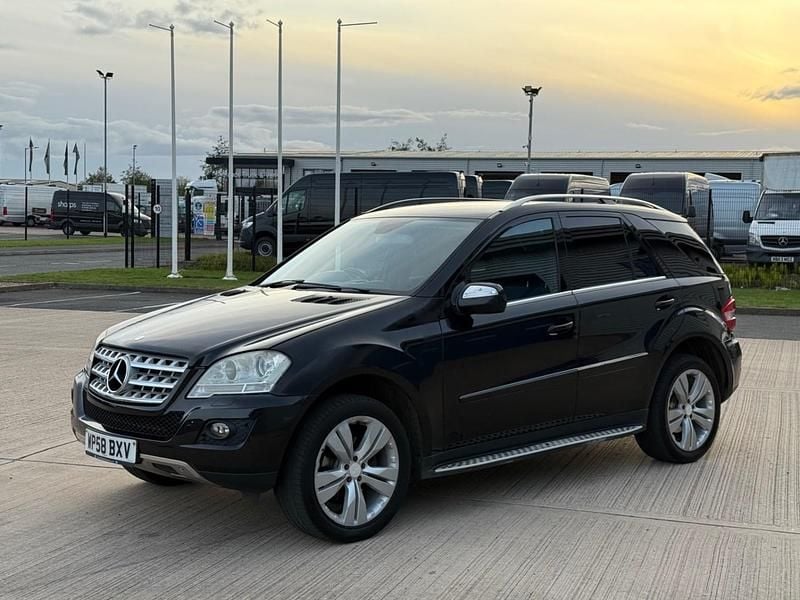 Black Used 2008 Mercedes ML320 SUV | £2,999 - Image 1/4