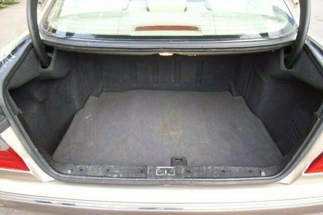 Used Mercedes E200 Classic 2000 Sedan