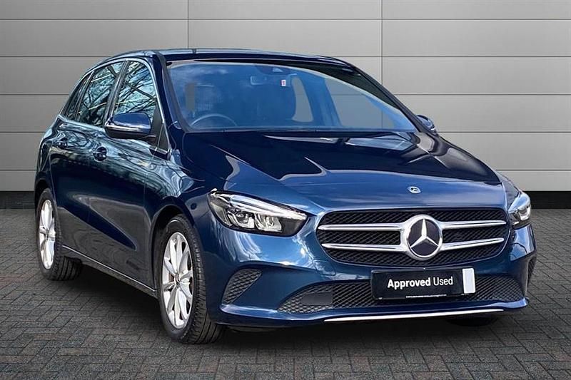 Used Mercedes B180 136 HP (100 kW) 2020 Denim blue MPV