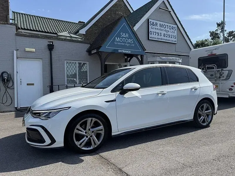 Used VW Golf VII R-line 150 HP (110 kW) 2021 White Hatchback