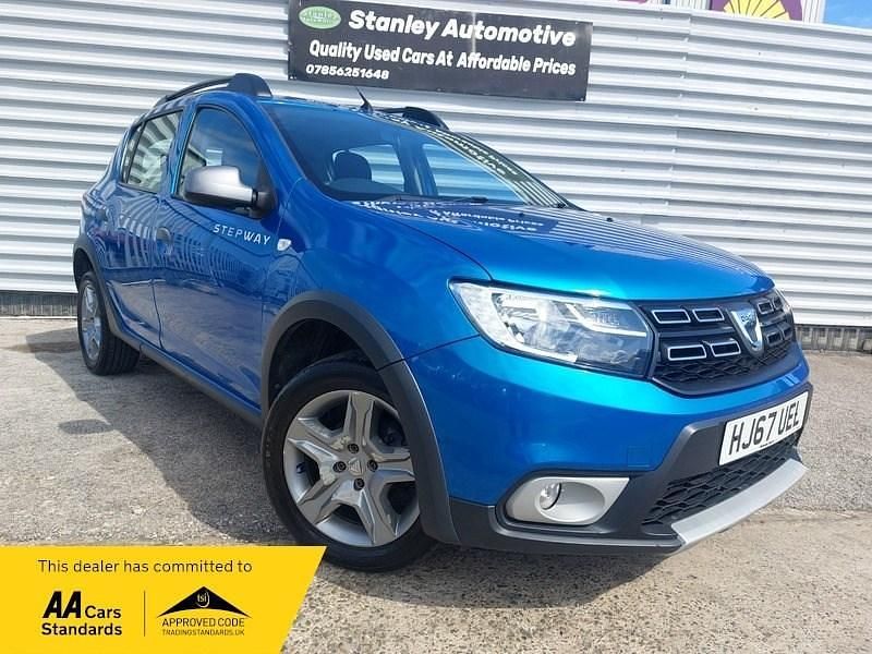 Blue Used 2017 Dacia Sandero Ambiance Hatchback | £6,690 (Fair price) - Image 1/4