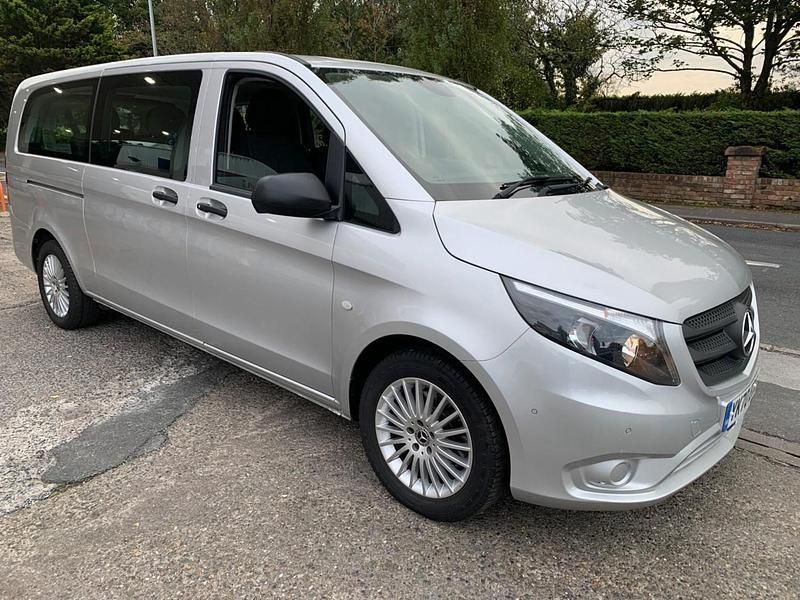 Silver Used 2020 Mercedes Vito MPV | £24,995 (Expensive) - Image 1/4