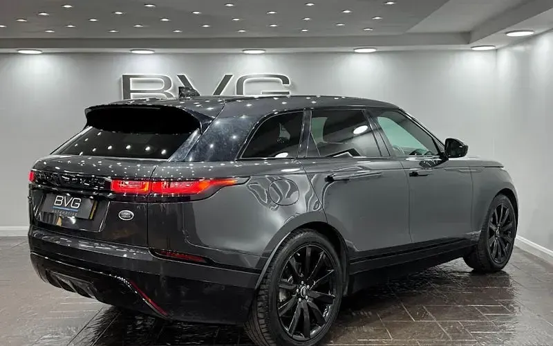 Used Land Rover Range Rover Velar SE Dynamic 241 HP (177 kW) 2019 Grey SUV