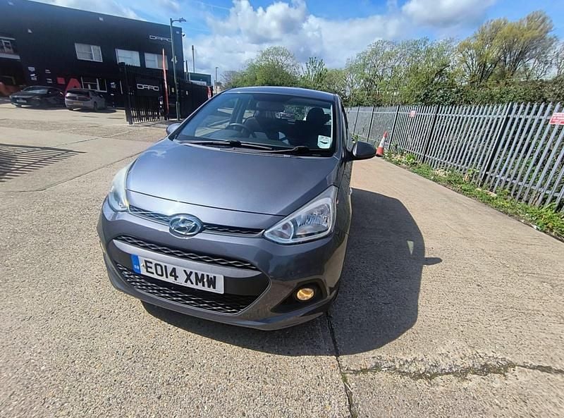 Used Hyundai i10 SE 87 HP (63 kW) 2014 Grey Hatchback