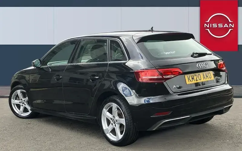 Used Audi A3 e-tron Advanced 204 HP (150 kW) 2020 Black Hatchback