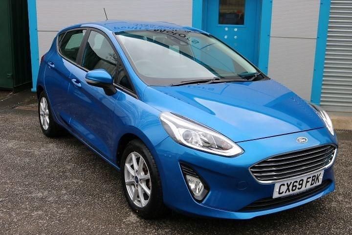 Used Ford Fiesta Zetec 100 HP (73 kW) 2019 Blue Hatchback