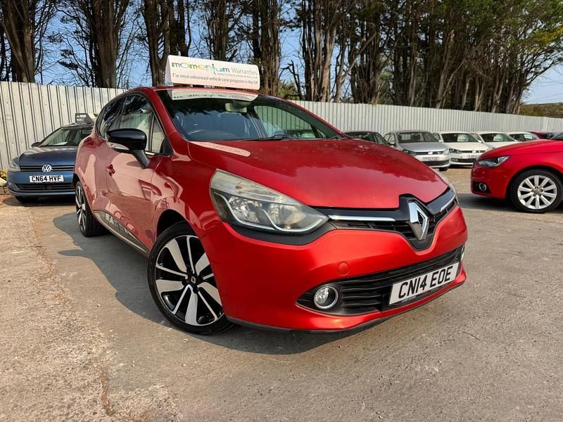 Used Renault Clio V Dynamique 2025 Red Hatchback