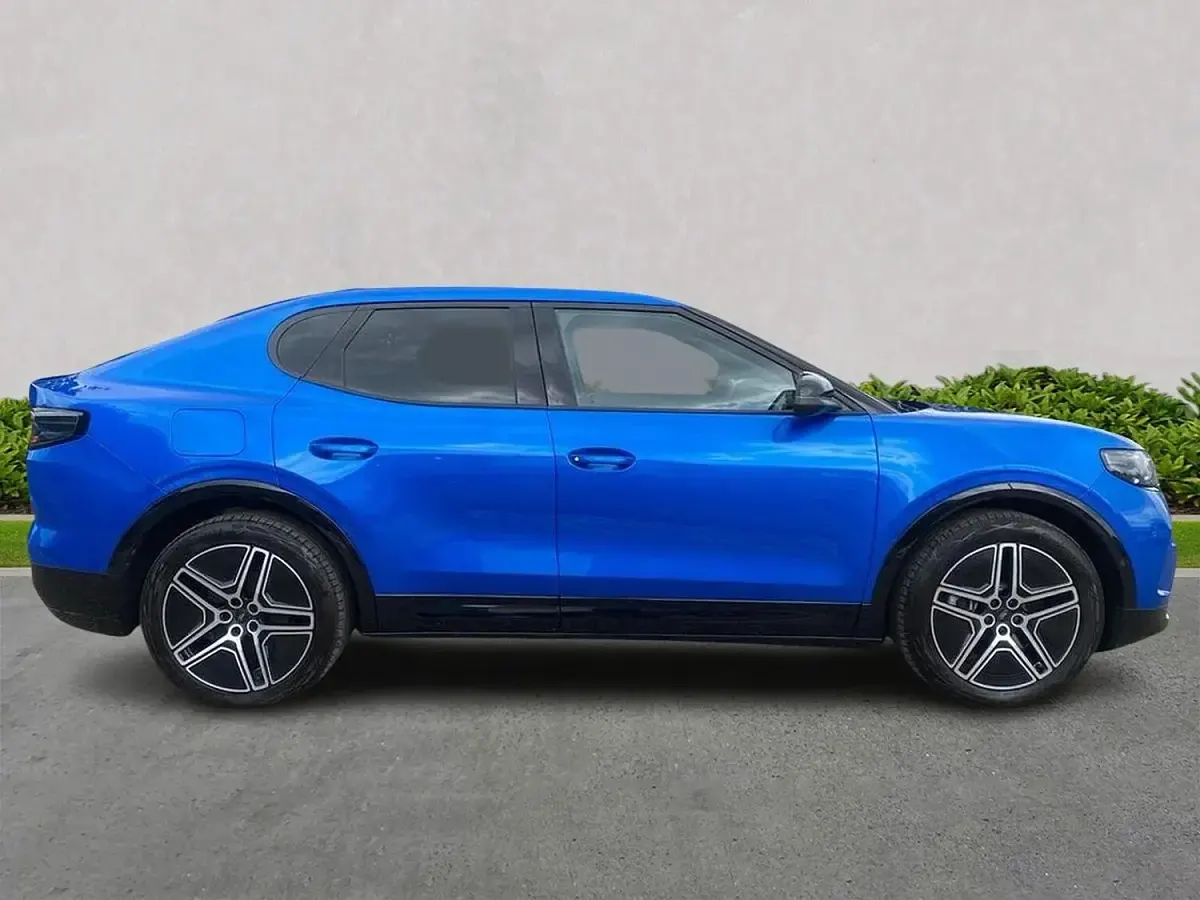 Used Ford Capri Premium 210 kW (286 HP) 2024 Blue SUV