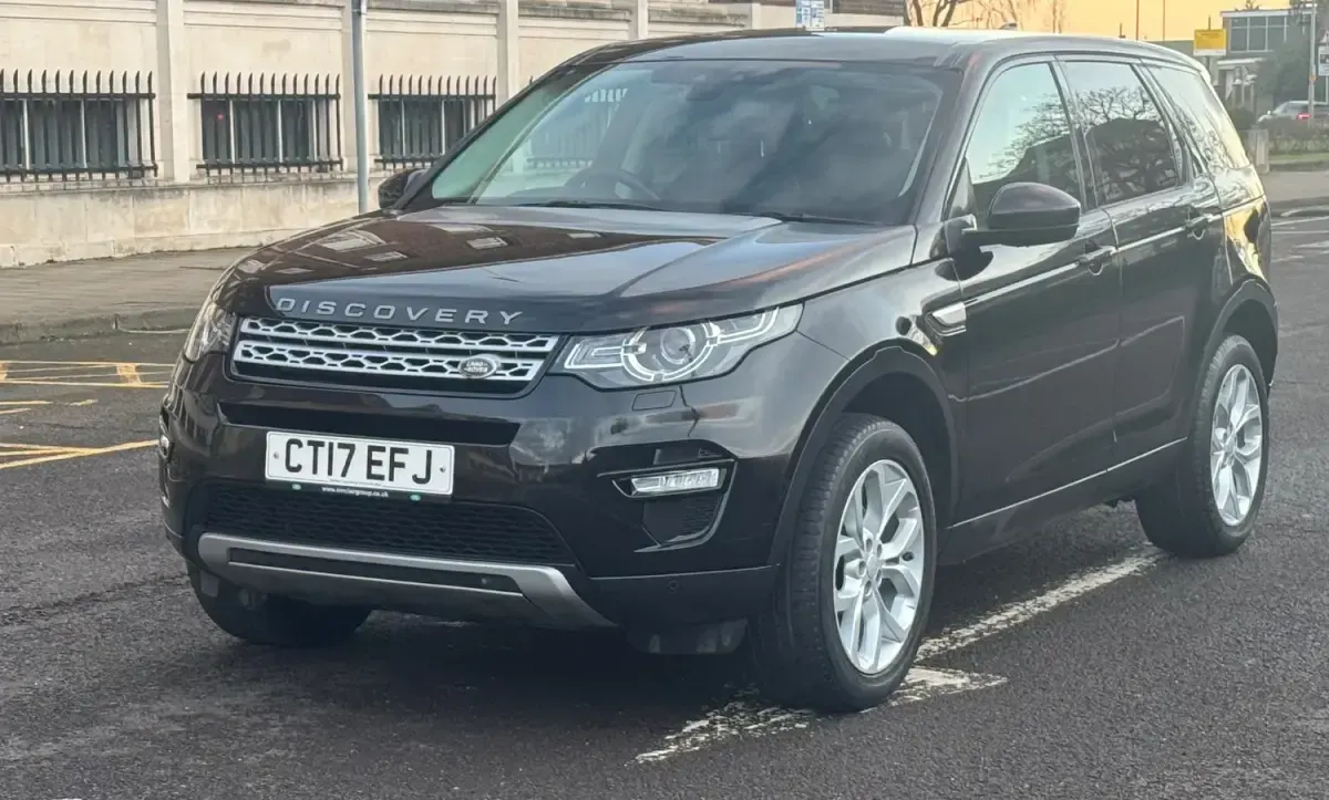 Second-hand Land Rover Discovery Sport HSE 180 CP (132 kW) 2017 Negru SUV