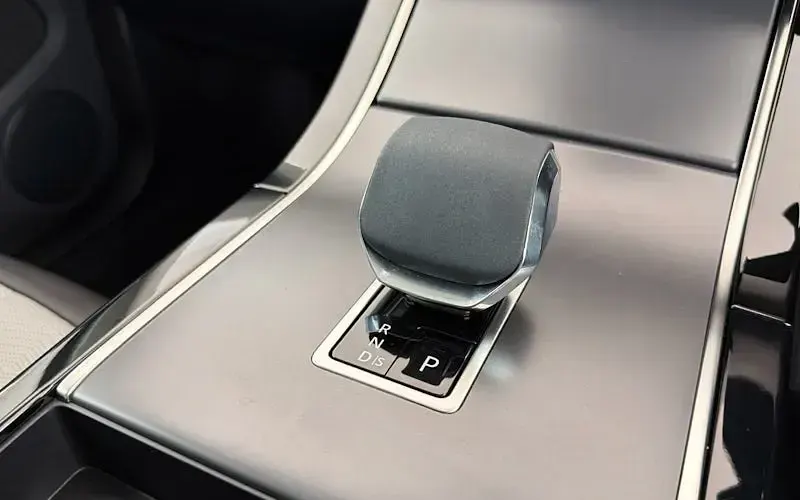 Used Land Rover Range Rover evoque HSE Dynamic 204 HP (150 kW) 2024 Blue SUV