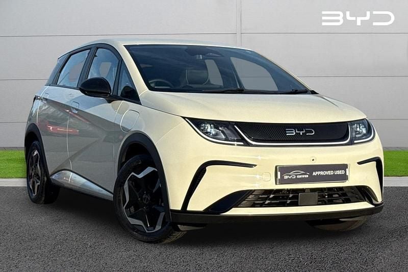 White Used 2025 BYD Dolphin Active Hatchback | £16,849 (Super price) - Image 1/4