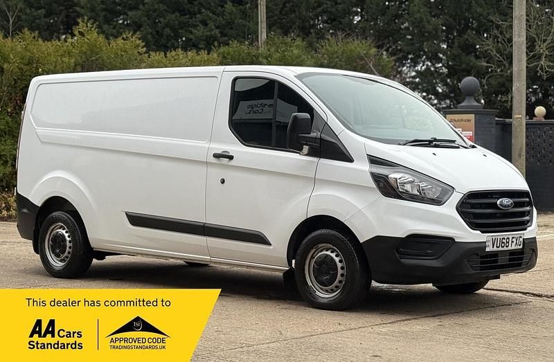 White Used 2018 Ford Transit Custom Van | £10,490 (Good price) - Image 1/2
