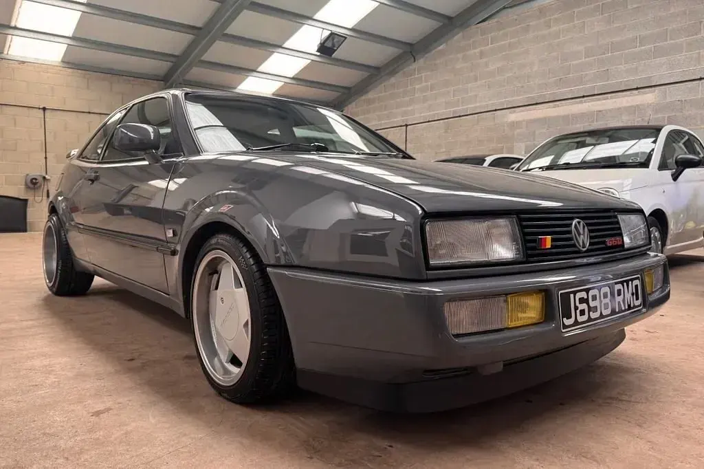 Usado VW Corrado 1991 Cinzento Citadino