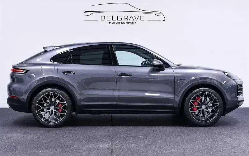 Used Porsche Cayenne E-Hybrid Coupe 470 HP (345 kW) 2025 Coupe