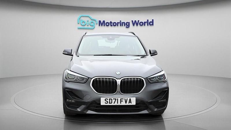 Used BMW X1 Sport Line 220 HP (161 kW) 2021 Grey SUV