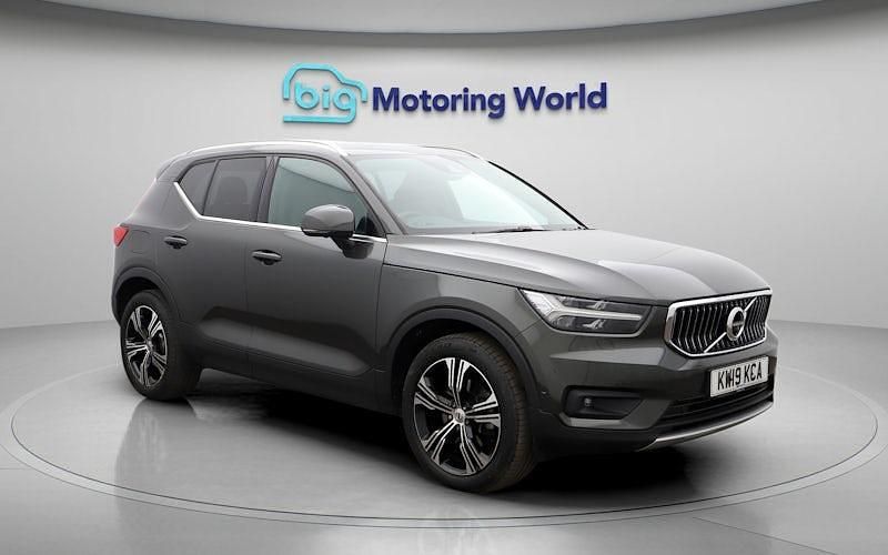 Used Volvo XC40 Inscription 190 HP (139 kW) 2019 Grey SUV
