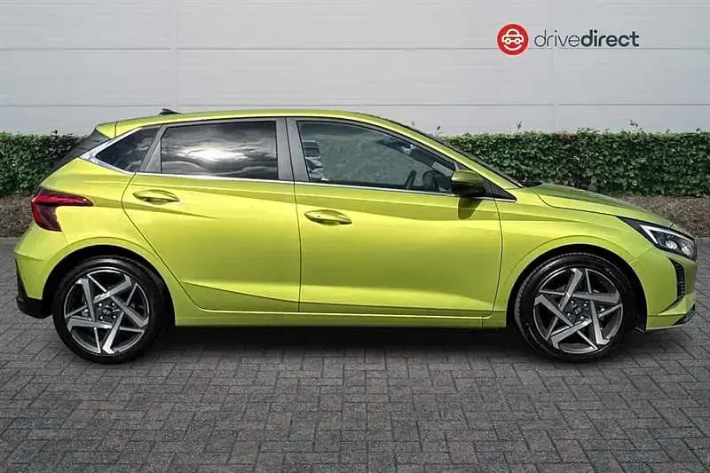 New Hyundai i20 90 HP (66 kW) 2026 Green Hatchback
