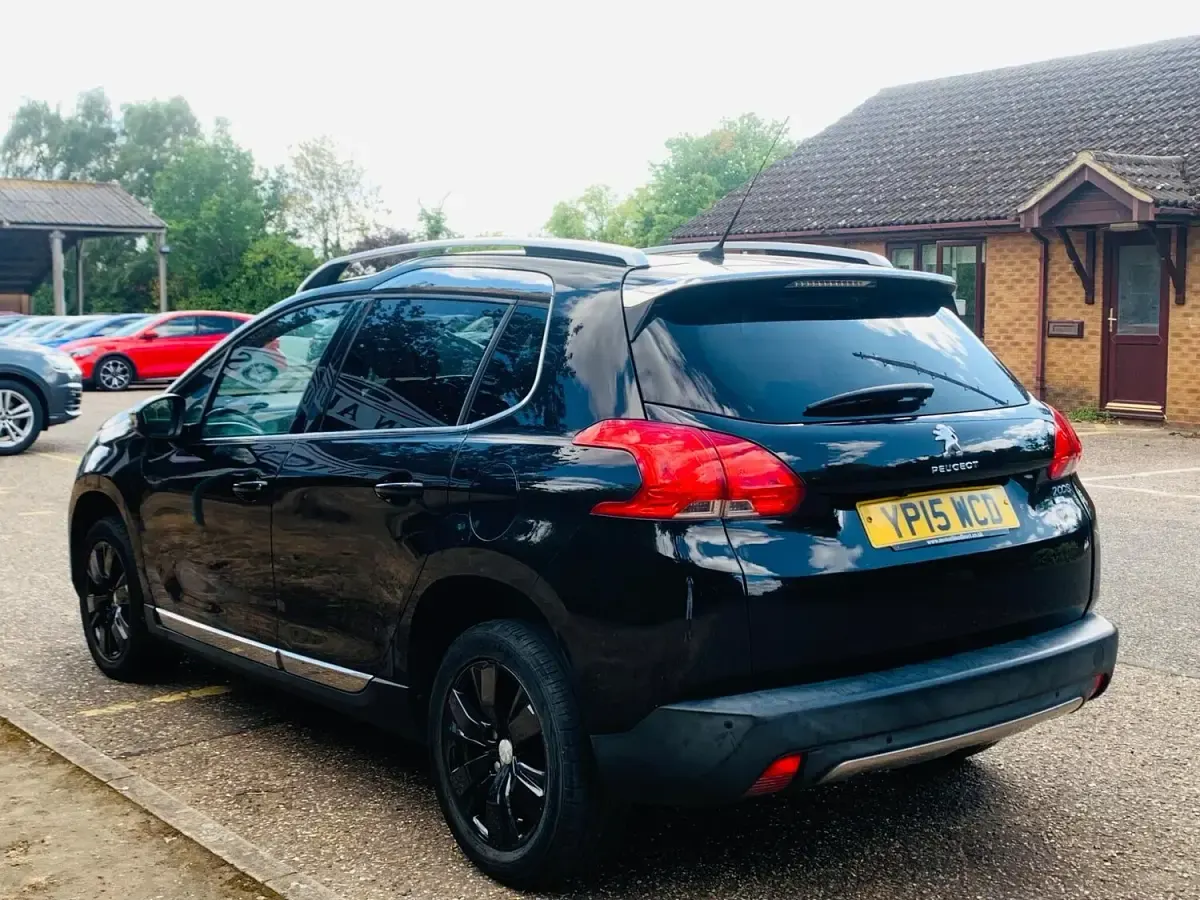 Used Peugeot 2008 Allure 92 HP (67 kW) 2015 Black SUV