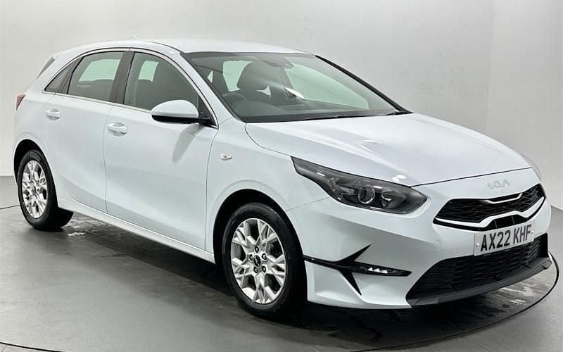 Used 2021 Kia Ceed 2 Hatchback | £11,221 (Fair price) - Image 1/3