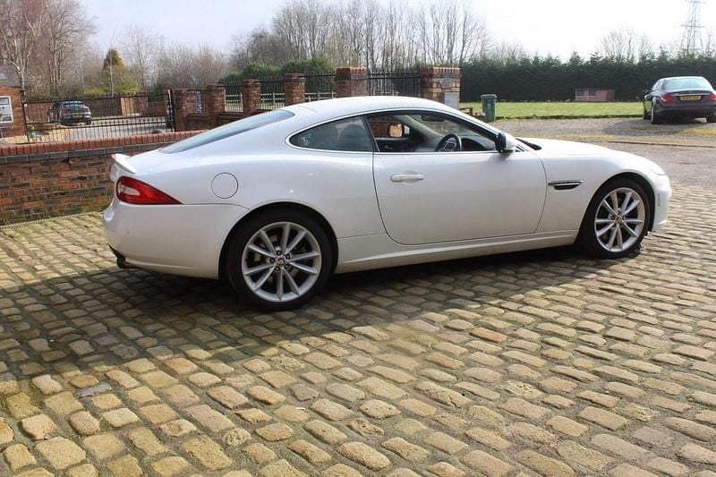 Used Jaguar XK 2012 White Coupe