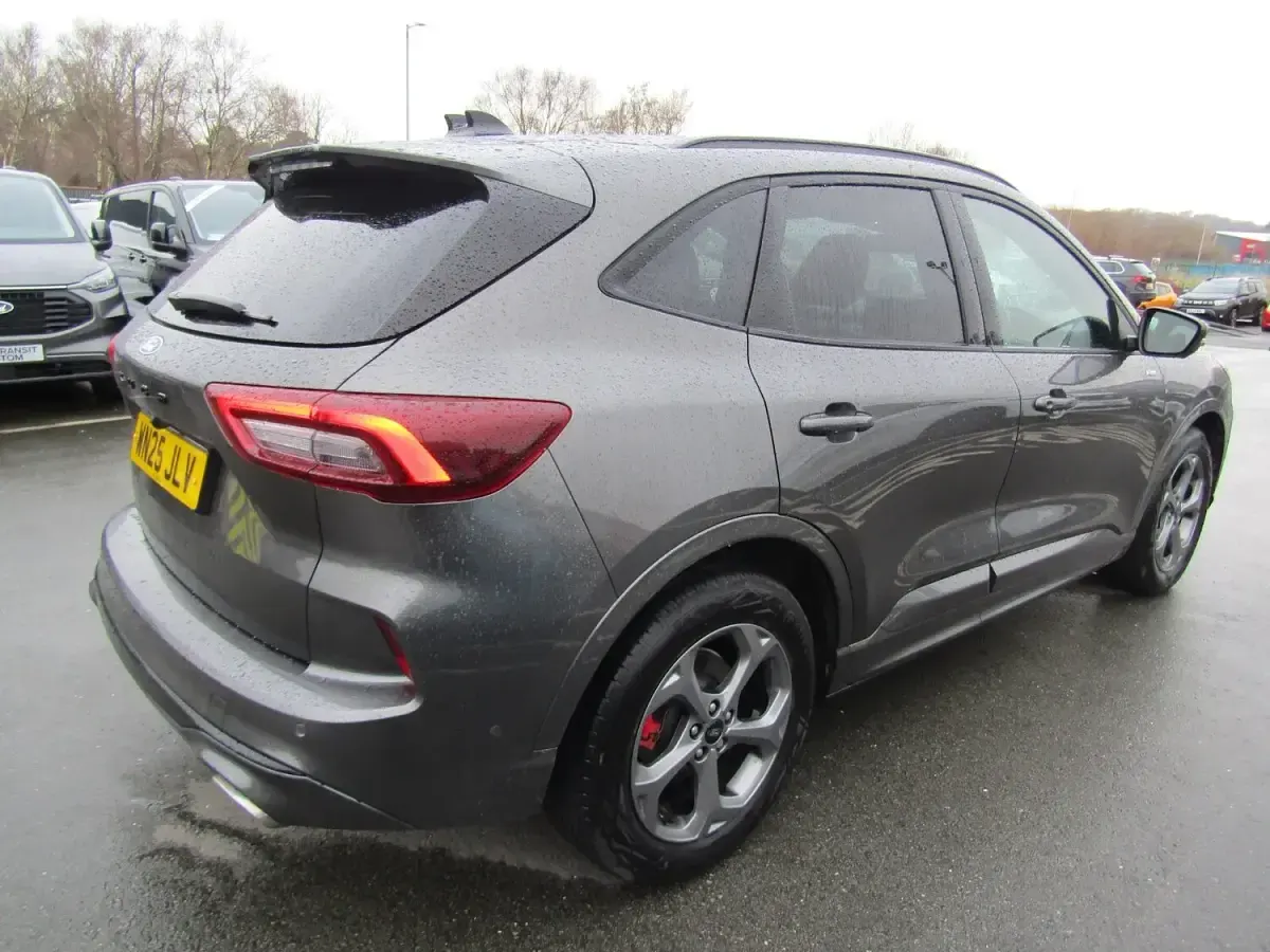 Used Ford Kuga ST-Line 150 HP (110 kW) 2025 Grey SUV