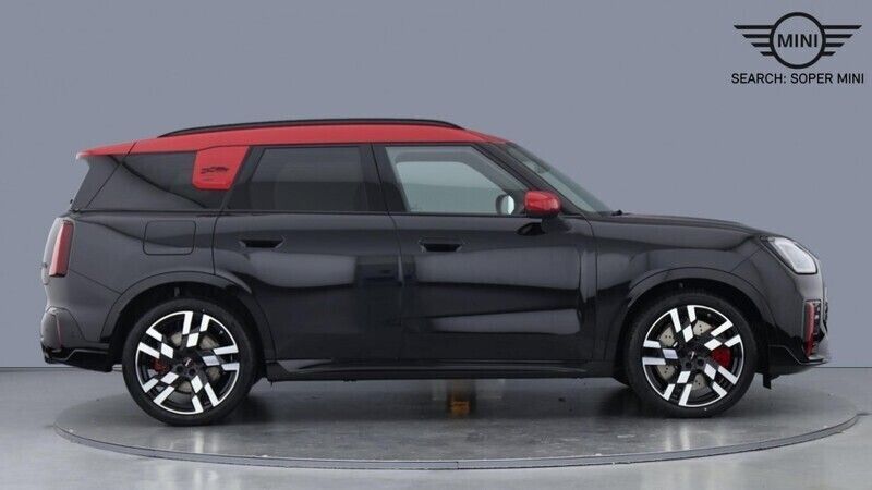 Used Mini John Cooper Works Countryman 300 HP (220 kW) 2024 Black SUV