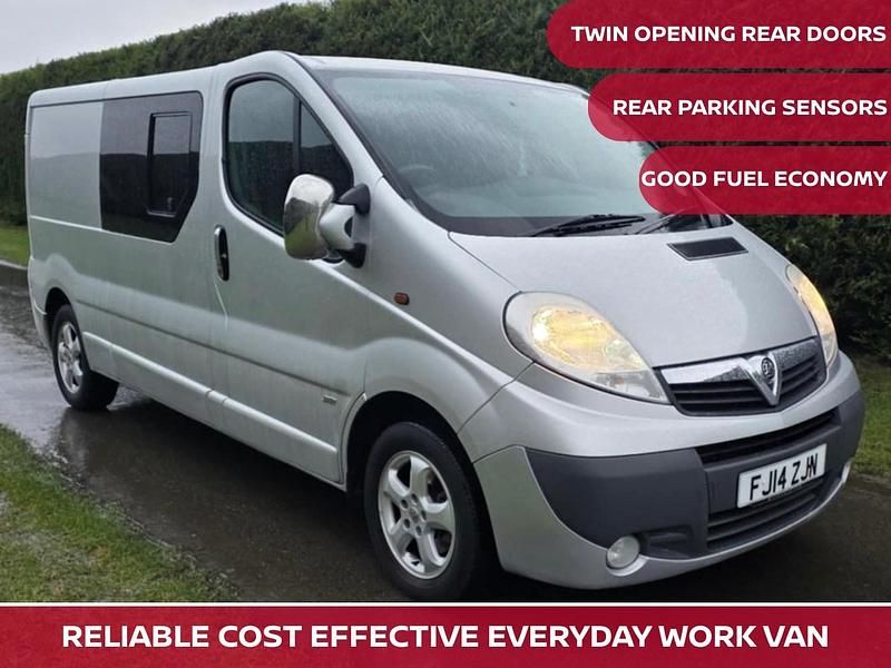 Used Vauxhall Vivaro Sportive 115 HP (84 kW) 2014 Silver MPV