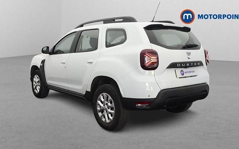 Used Dacia Duster Comfort 116 HP (85 kW) 2022 White SUV